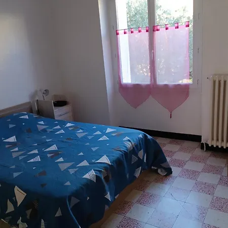 Saint Ambroix Cevennes Gard Ardeche Pavillon 6 Personnes, Tout Commerces A Pieds Room photo