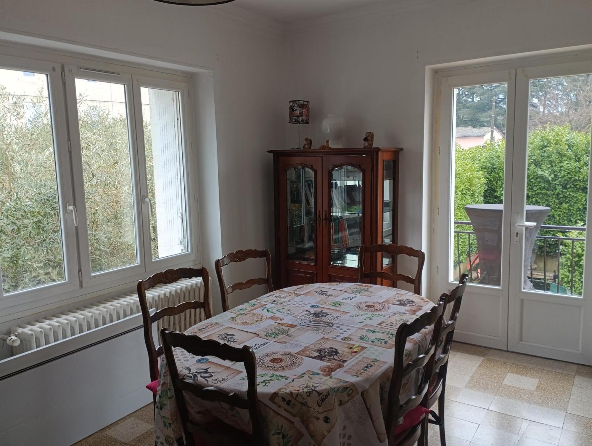 Ambroix Cevennes Gard Ardeche Pavillon 6 Personnes, Commerces A Pieds * Saint-Ambroix