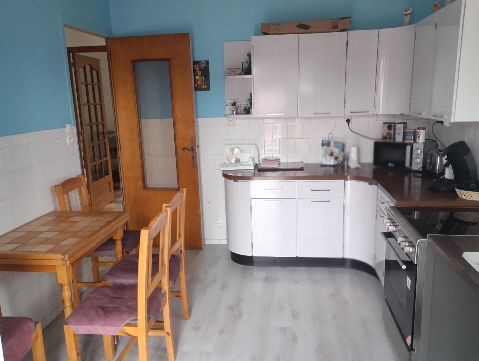 Ambroix Cevennes Gard Ardeche Pavillon 6 Personnes, Commerces A Pieds *