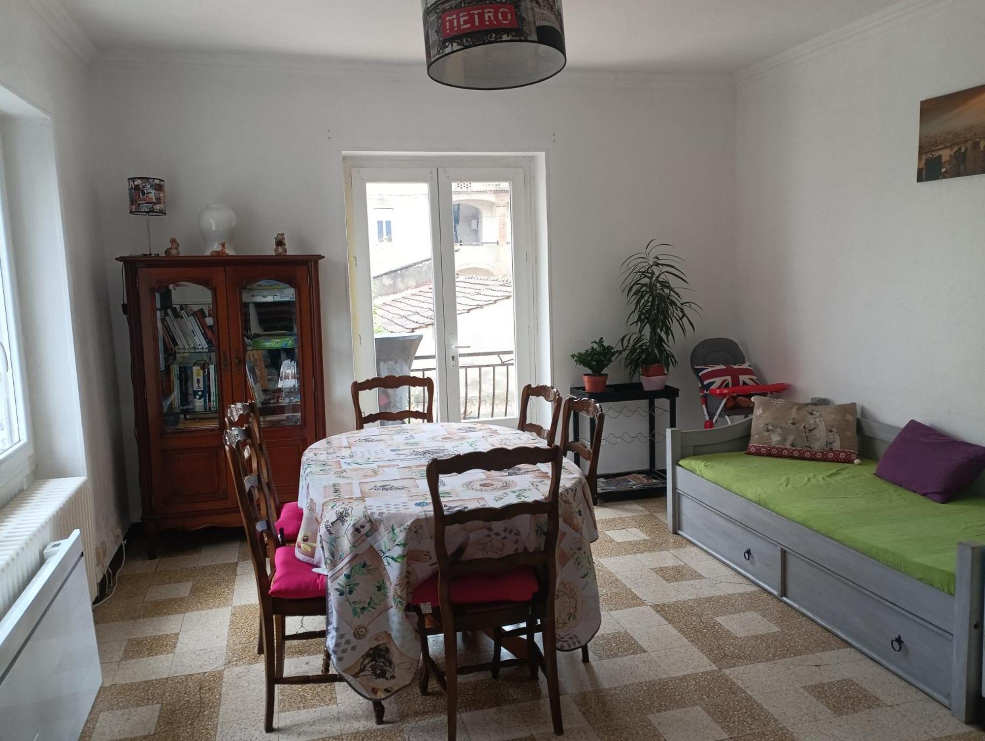 Ambroix Cevennes Gard Ardeche Pavillon 6 Personnes, Commerces A Pieds Hébergement de vacances *